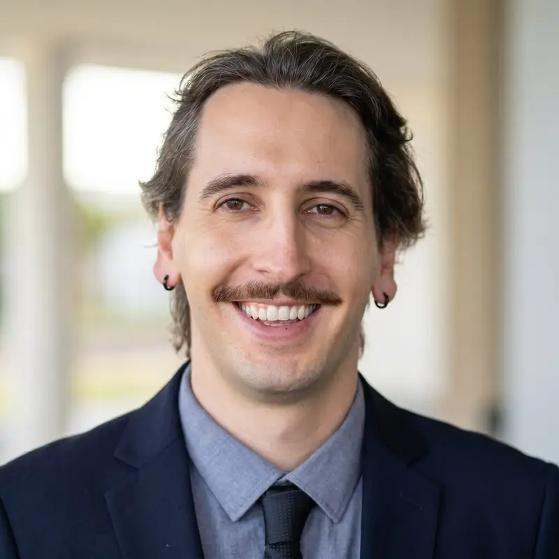 Retrato do Dr. Viktor Daudt sorrindo